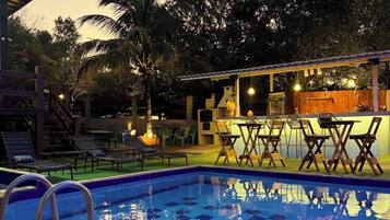 2 outdoor pools, open 9:00 AM to 9:00 PM, sun loungers