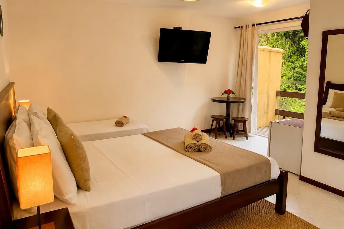 Superior Triple Room | Hypo-allergenic bedding, minibar, blackout drapes, soundproofing