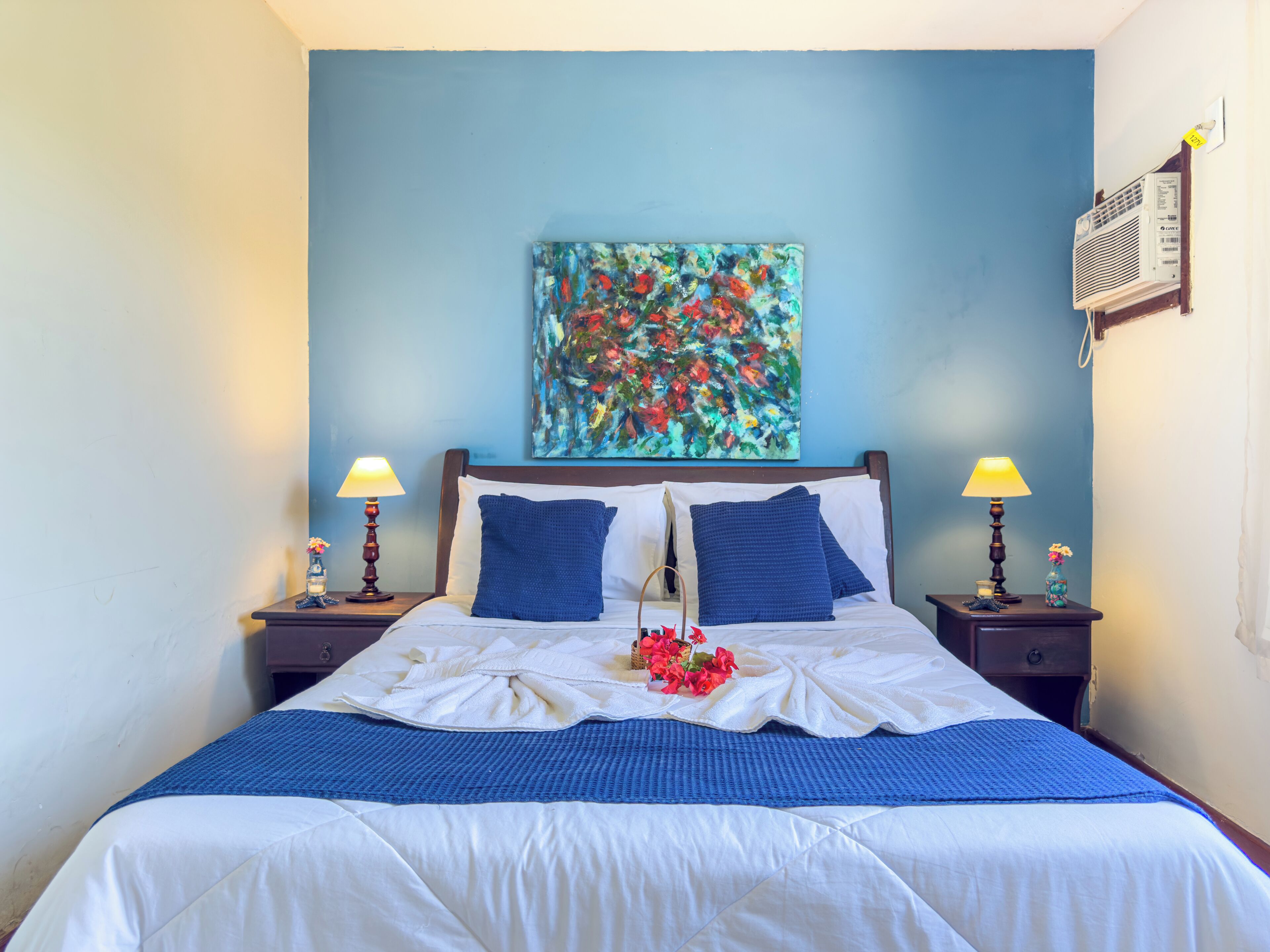 Minibar, cortinas blackout, sistema de insonorización y cunas gratuitas 