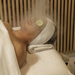 Couples treatment room(s), hot tub, steam room, body treatments