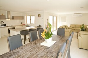 Pemandangan dari properti