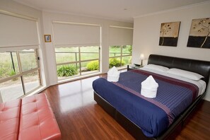 Room - Attwood Lodge (ATTWOOD)