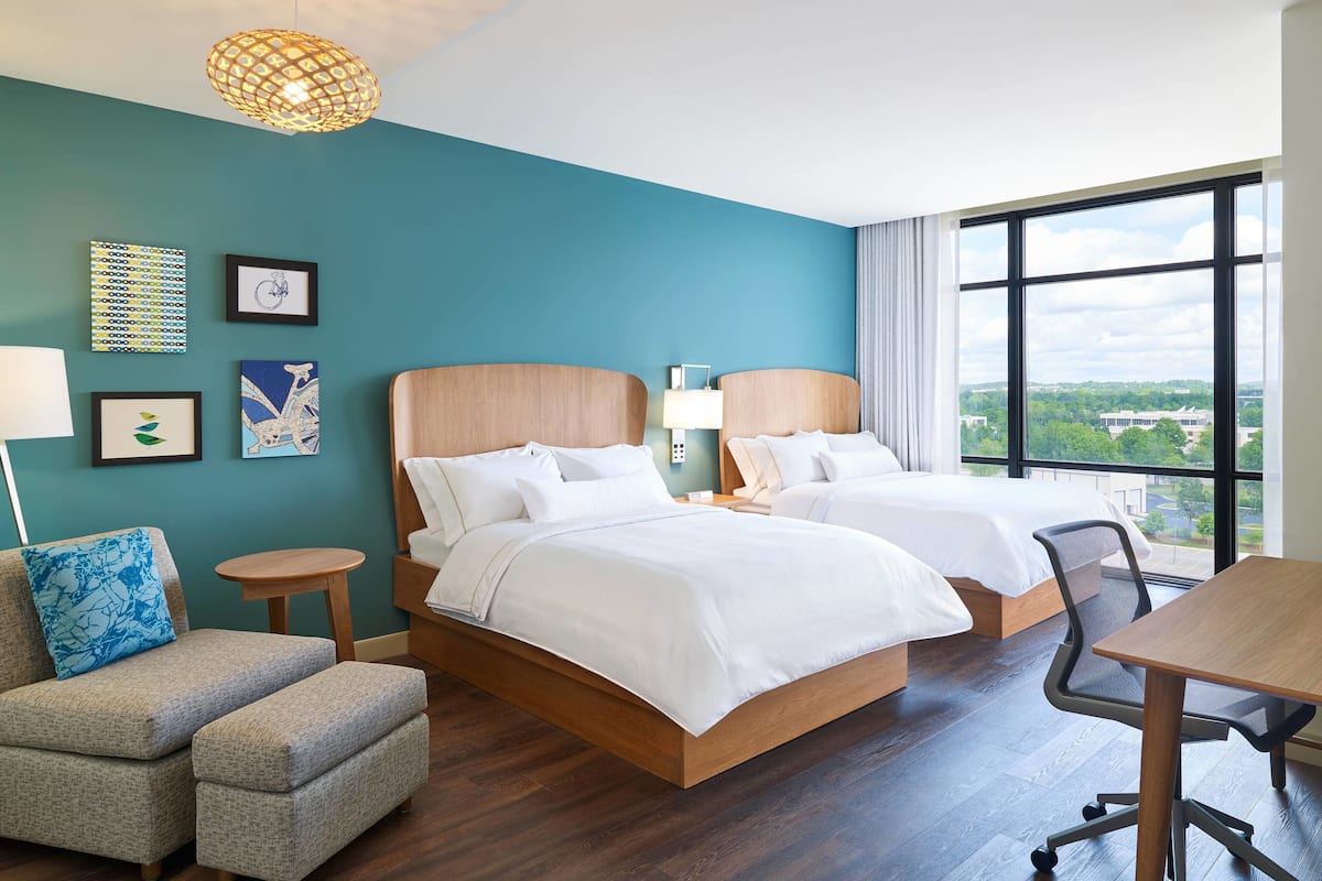 In-room safe, individually decorated, desk, iron/ironing board