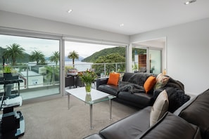 Quay Waterfront Luxury Three Bedroom #3 | Living area - Picton Waterfront Apartments (Picton)