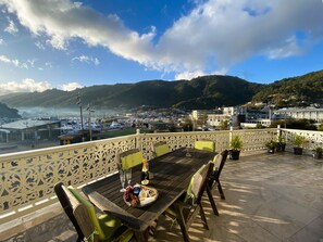 Oxley Seaview Family Apartment 202 | Terrace/patio - Picton Waterfront Apartments (Picton)