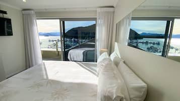 Căn hộ (Oxley Subpenthouse 403) | 3 phòng ngủ, trang trí khác biệt