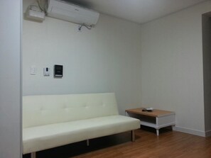 Familierom | Oppholdsrom | Flatskjerm-TV