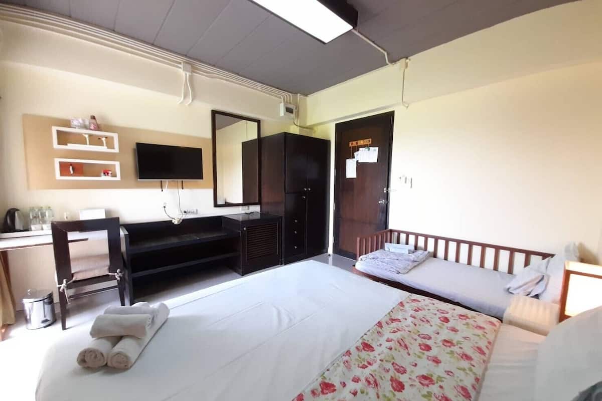 Quarto superior | 1 quarto, escrivaninha, Wi-Fi de cortesia, roupa de cama