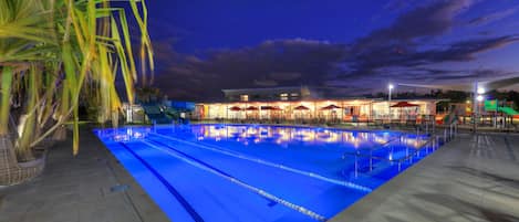 2 outdoor pools, open 7:00 AM to 7:00 PM, pool loungers