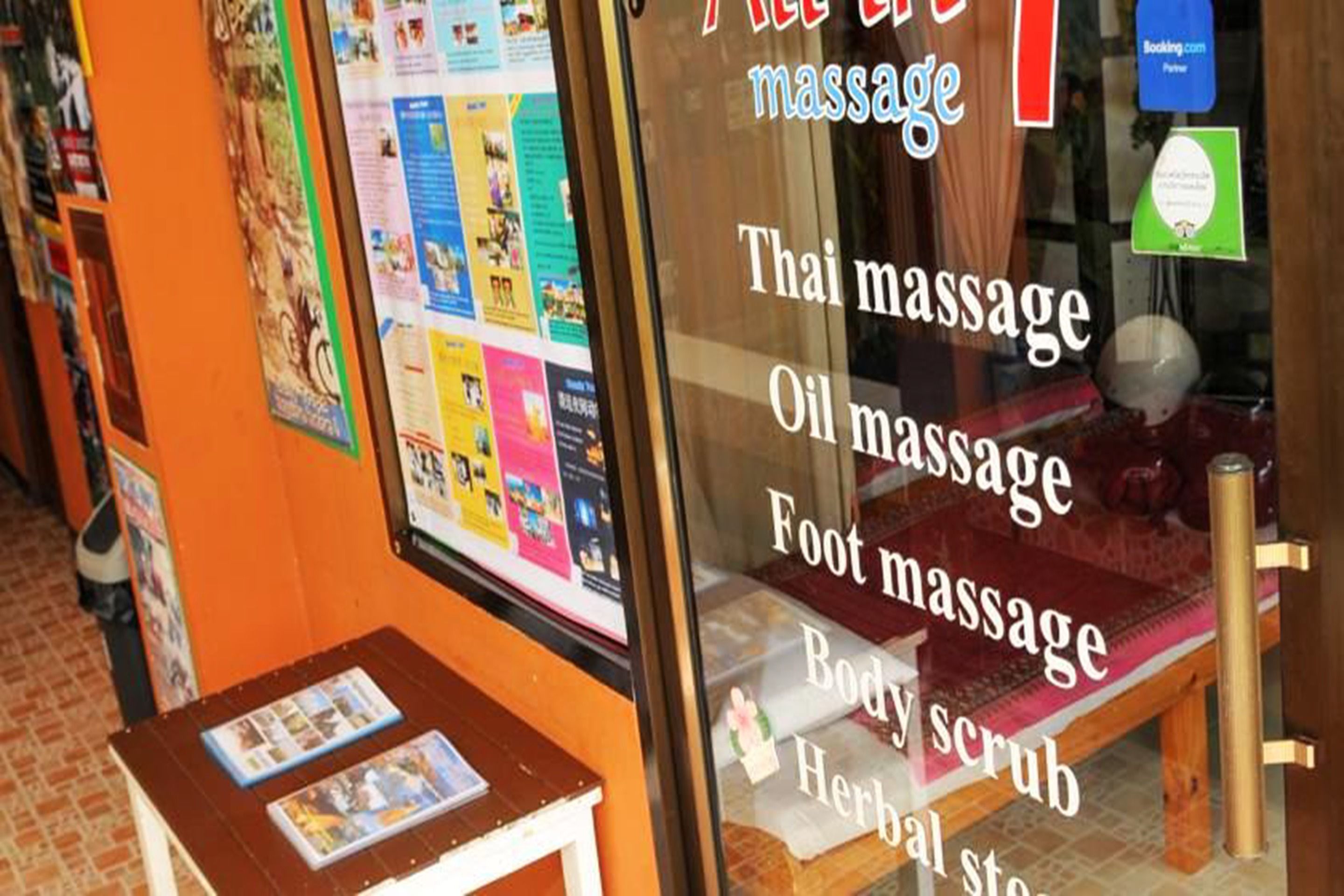 thai massages