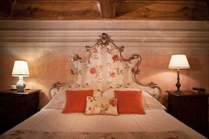 1 chambre, draps en coton égyptien, literie de qualité, couette en duvet