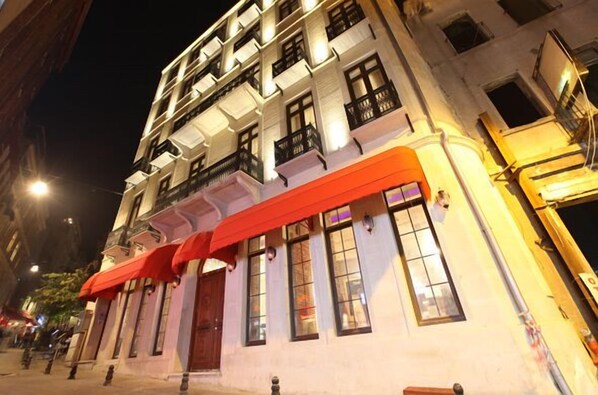 A multi-story building with balconies and large windows. - Pera Residence (Istanbul)