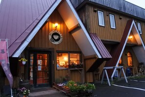 Front of property - Retro Boy Coffee (Yuni)