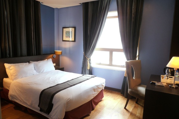 Deluxe Double Room | Peti besi dalam bilik, meja, Wi-fi percuma, cadar katil