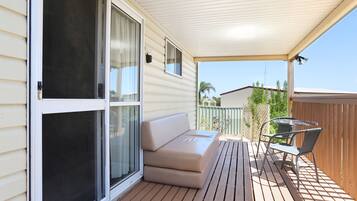 Standaard studio, kitchenette | Terras