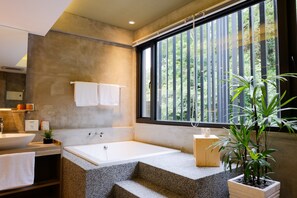 Comfort Double Room, 1 King Bed, Bathtub - Shao Guang 188 (Yuchi)