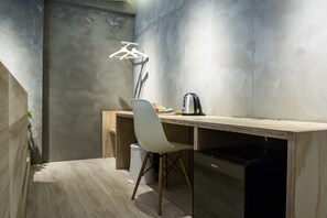 In-room business centre - Shao Guang 188 (Yuchi)