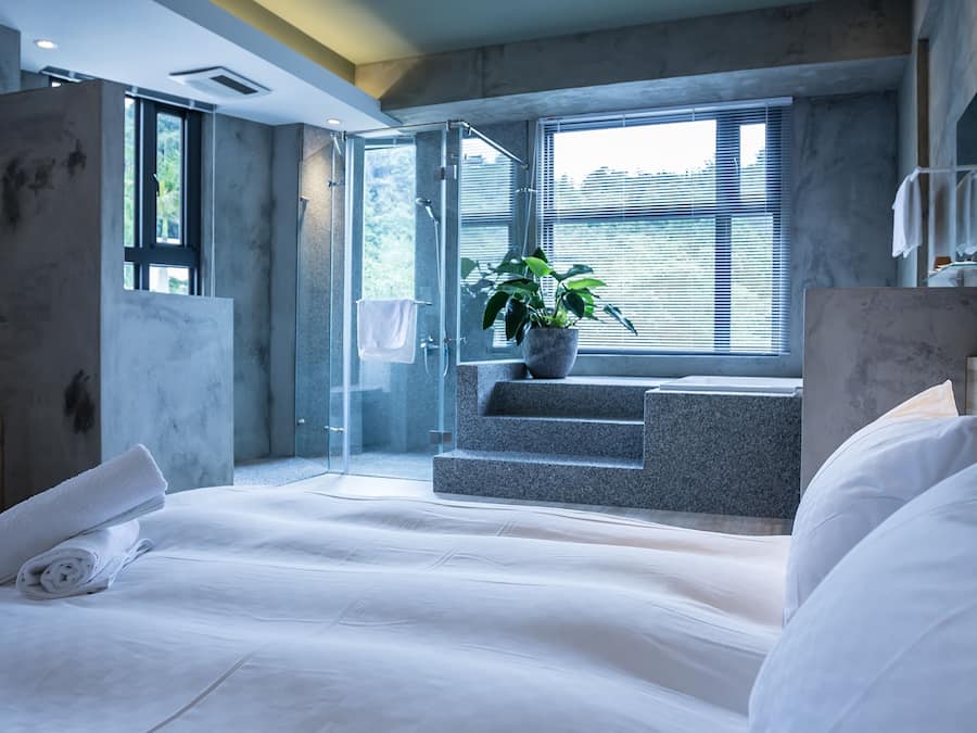 Dobbeltrom – comfort, 1 kingsize-seng, balkong, hjørnerom | Sengetøy i egyptisk bomull, sengetøy av topp kvalitet og dundyner