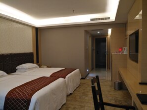 Business Twin Room Renovated | View from room - Grand holiday hotel Shenzhen (Shenzhen)