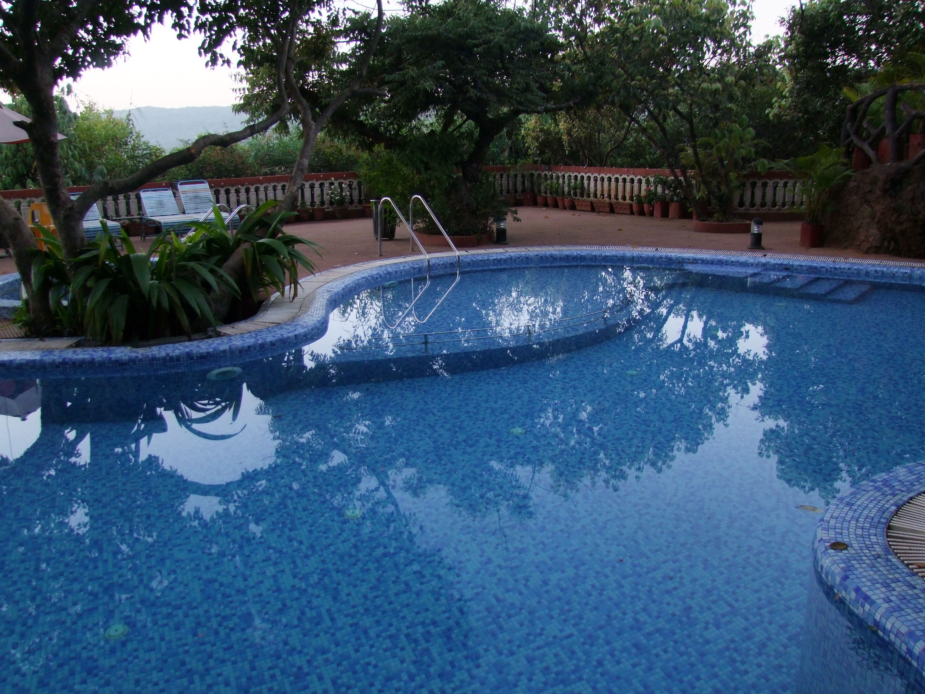 Außenpool, geöffnet von 08:00 Uhr bis 18:00 Uhr, Liegestühle