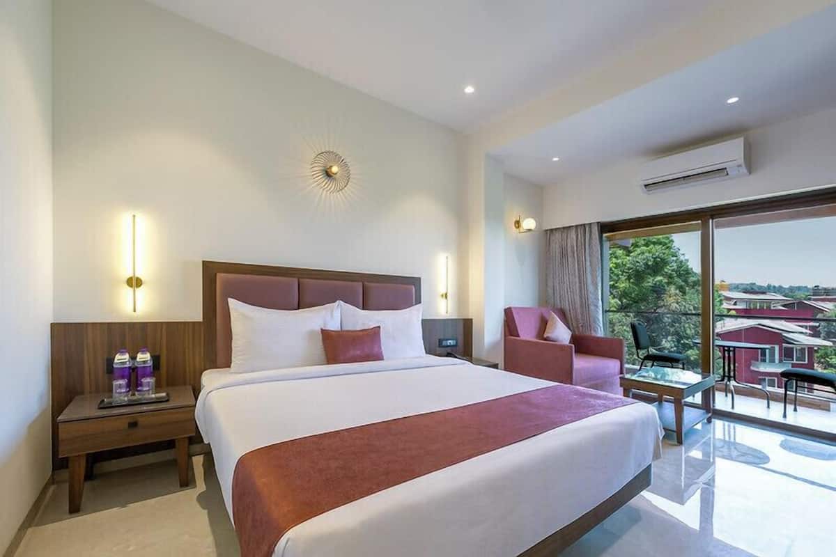 Orchid Deluxe | 1 bedroom, premium bedding, down duvets, in-room safe