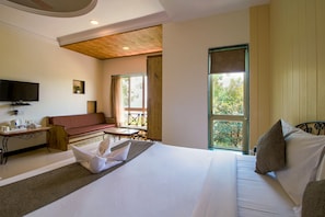 Executive Room - Bella Vista Resort (Mahabaleshwar)