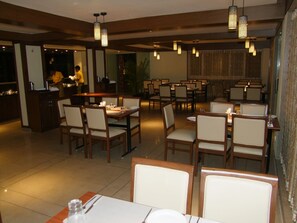 Food court - Bella Vista Resort (Mahabaleshwar)