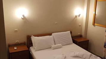 Quadruple Room, Sea View, Ground Floor | Individually furnished, soundproofing, iron/ironing board