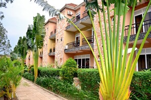 Exterior - Wash and Wills Hotel (Mbale)