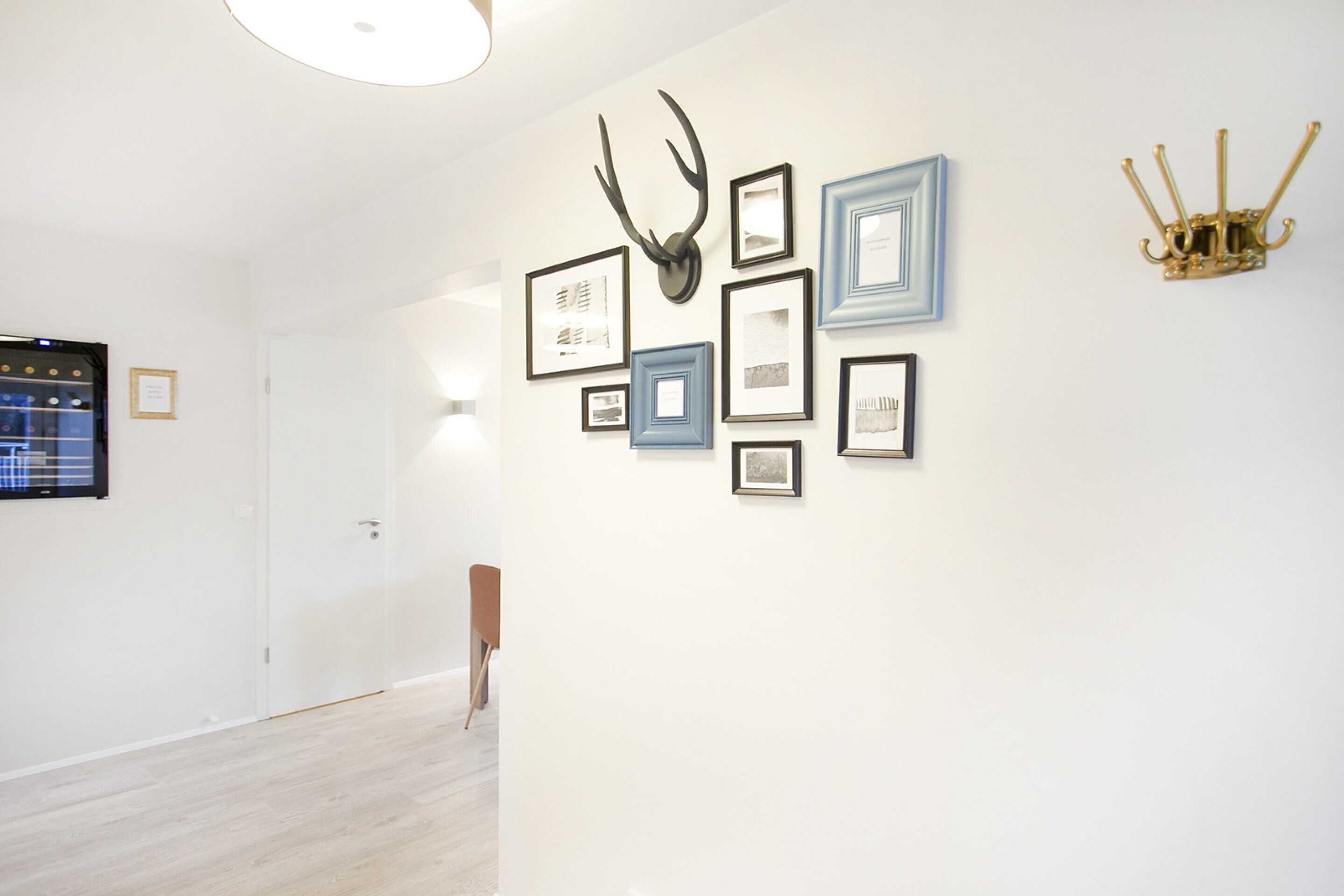 apartment, 2 bedrooms | living area | flat-screen tv