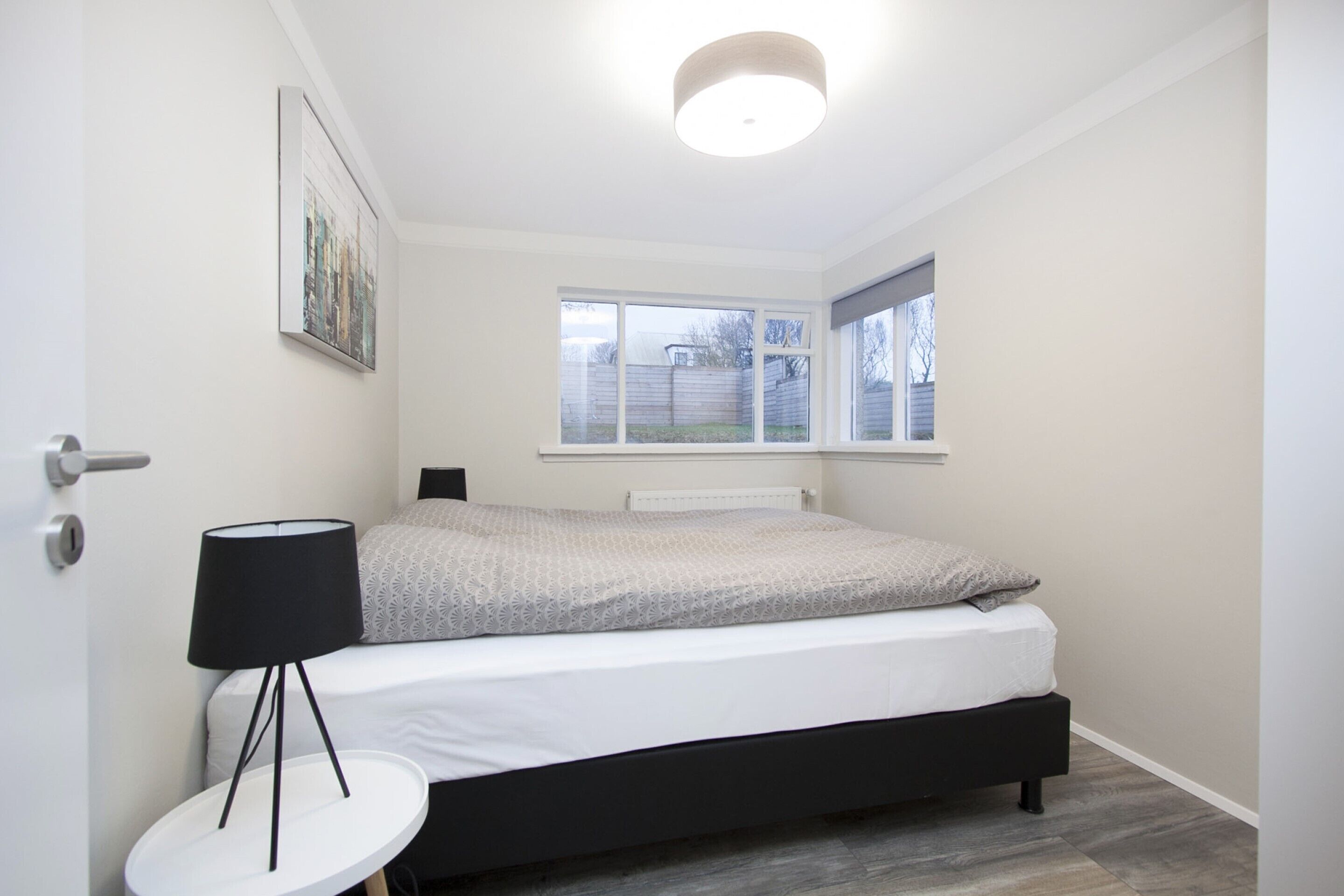 apartment, 1 bedroom | desk, soundproofing, wifi, bed sheets