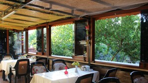 Breakfast area - Ağva Sahil Yıldızı Hotel (Sile)