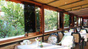 Breakfast area - Ağva Sahil Yıldızı Hotel (Sile)