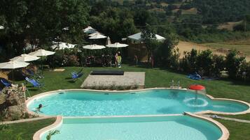 Alberca al aire libre