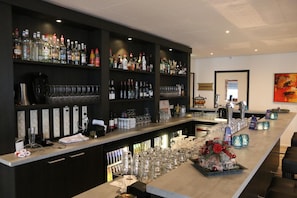 Breakfast, lunch and dinner served  - Hotel Schimmel (Woudenberg)