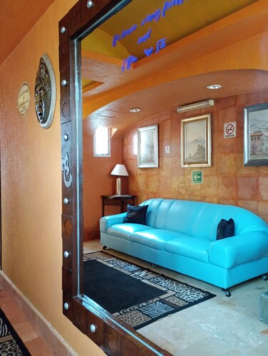Hotel Real Azteca