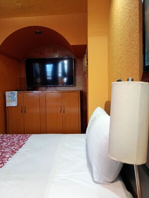 Traditional-Doppelzimmer | Kostenloses WLAN, Bettwäsche