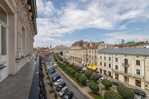 View from room - Modern Art Hotel - Maestro (Lviv)
