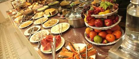 Tägliches inbegriffenes Frühstücksbuffet