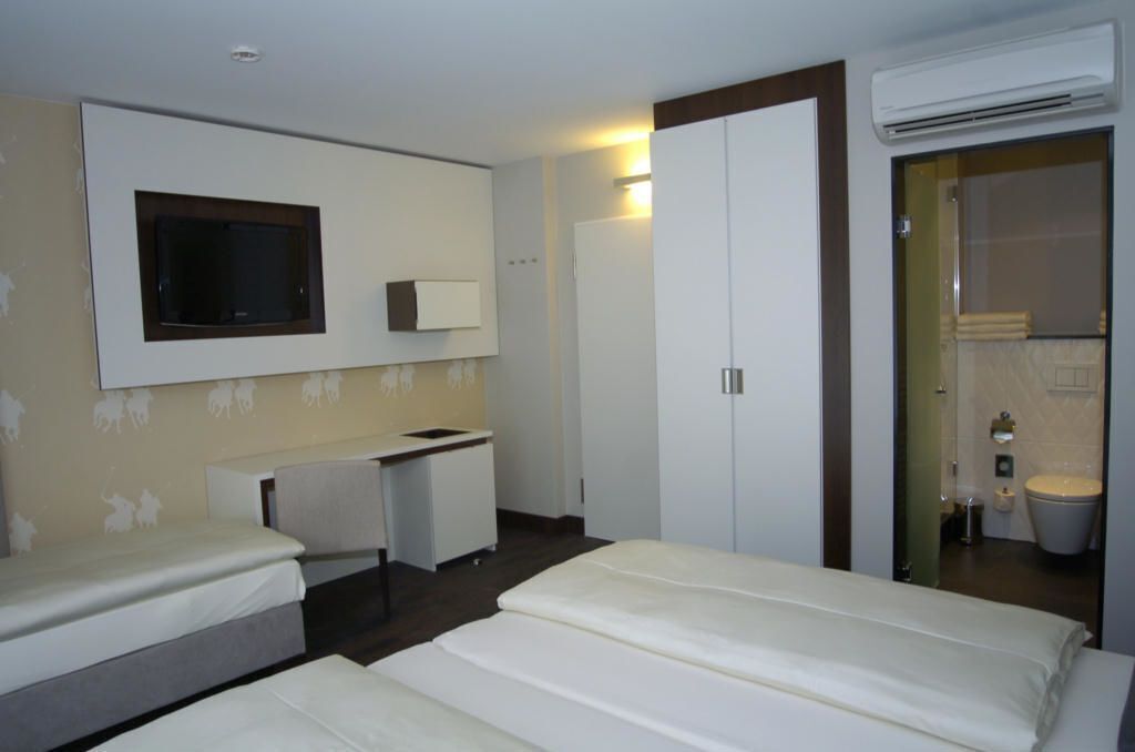 Minibar, in-room safe, desk, soundproofing