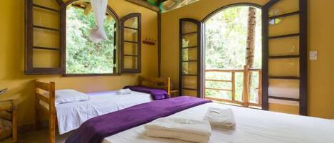 Suite, eigenes Bad, Gartenblick (Água)