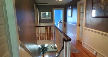 Hunter House Bed and Breakfast