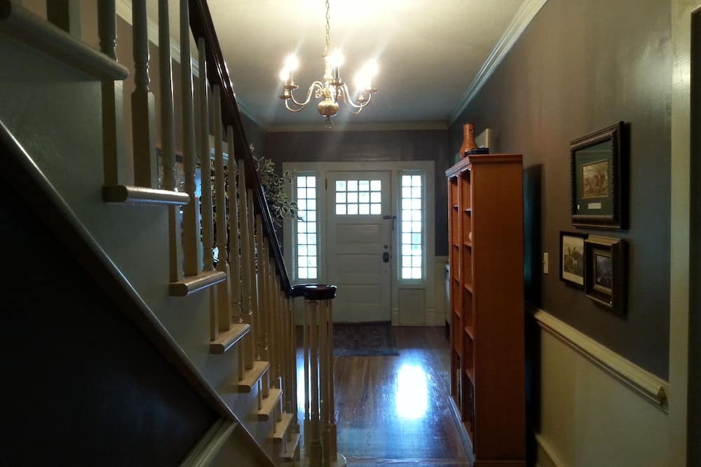 Hunter House Bed and Breakfast - Eden Presettling Impoundment, NC