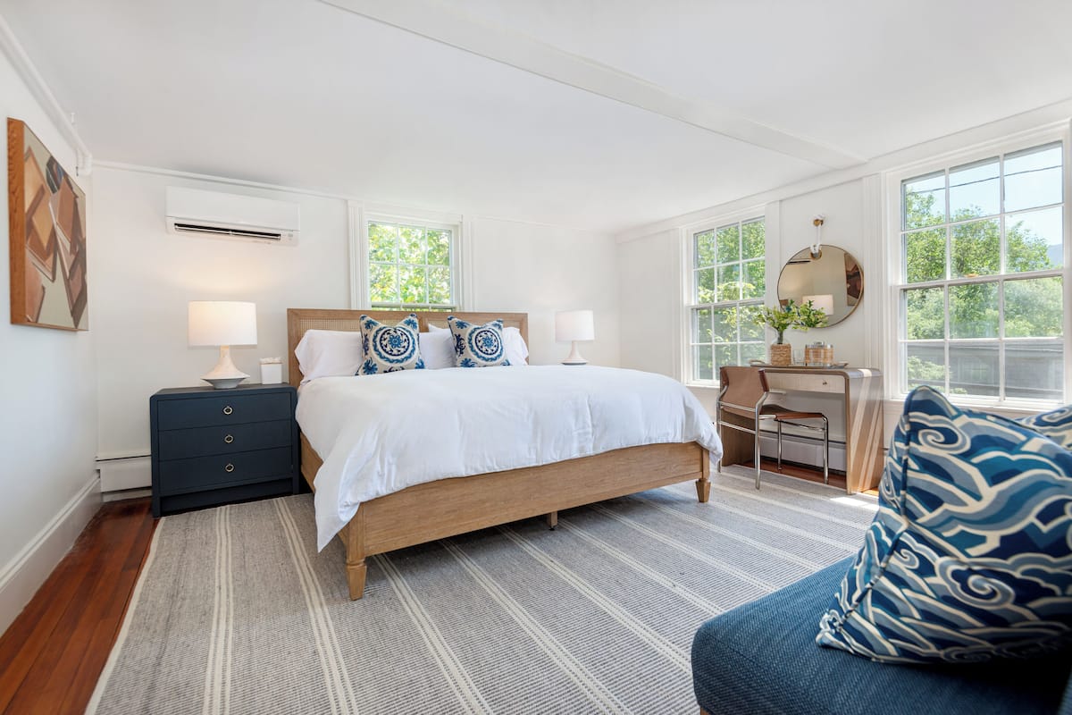 Deluxe King - Room 7 | Frette Italian sheets, premium bedding, down comforters, pillowtop beds