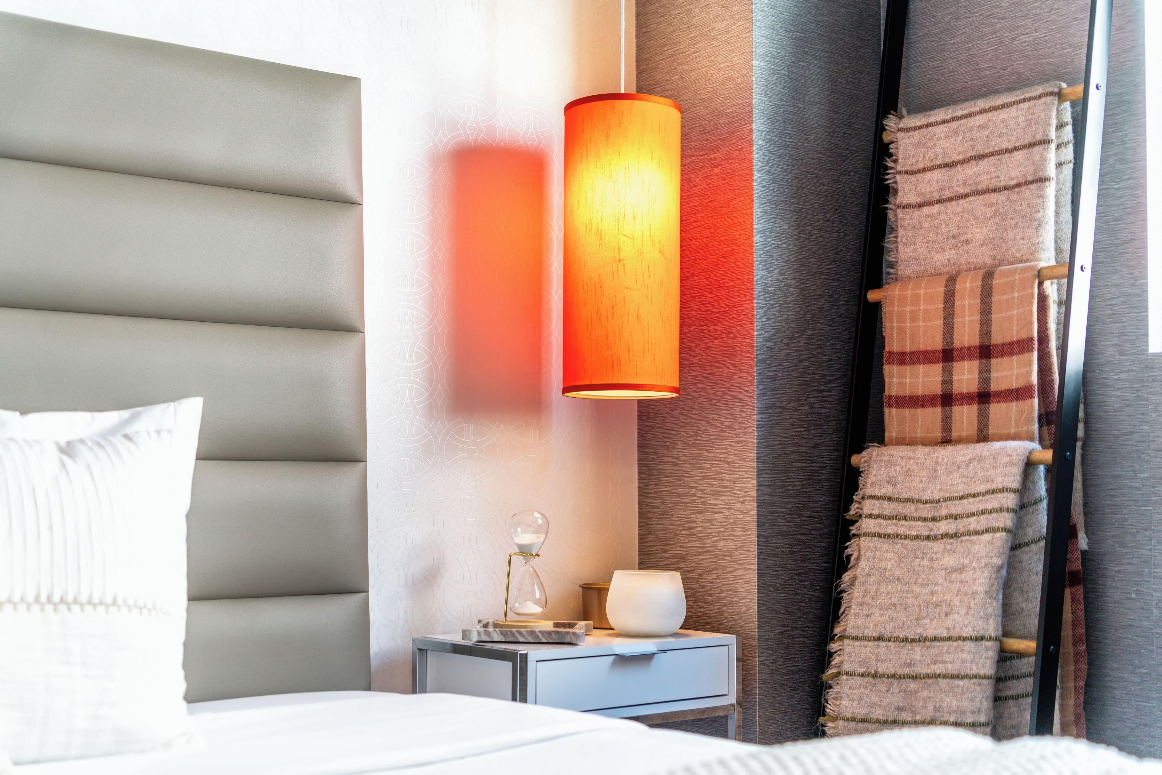 Ropa de cama de alta calidad y cortinas blackout 