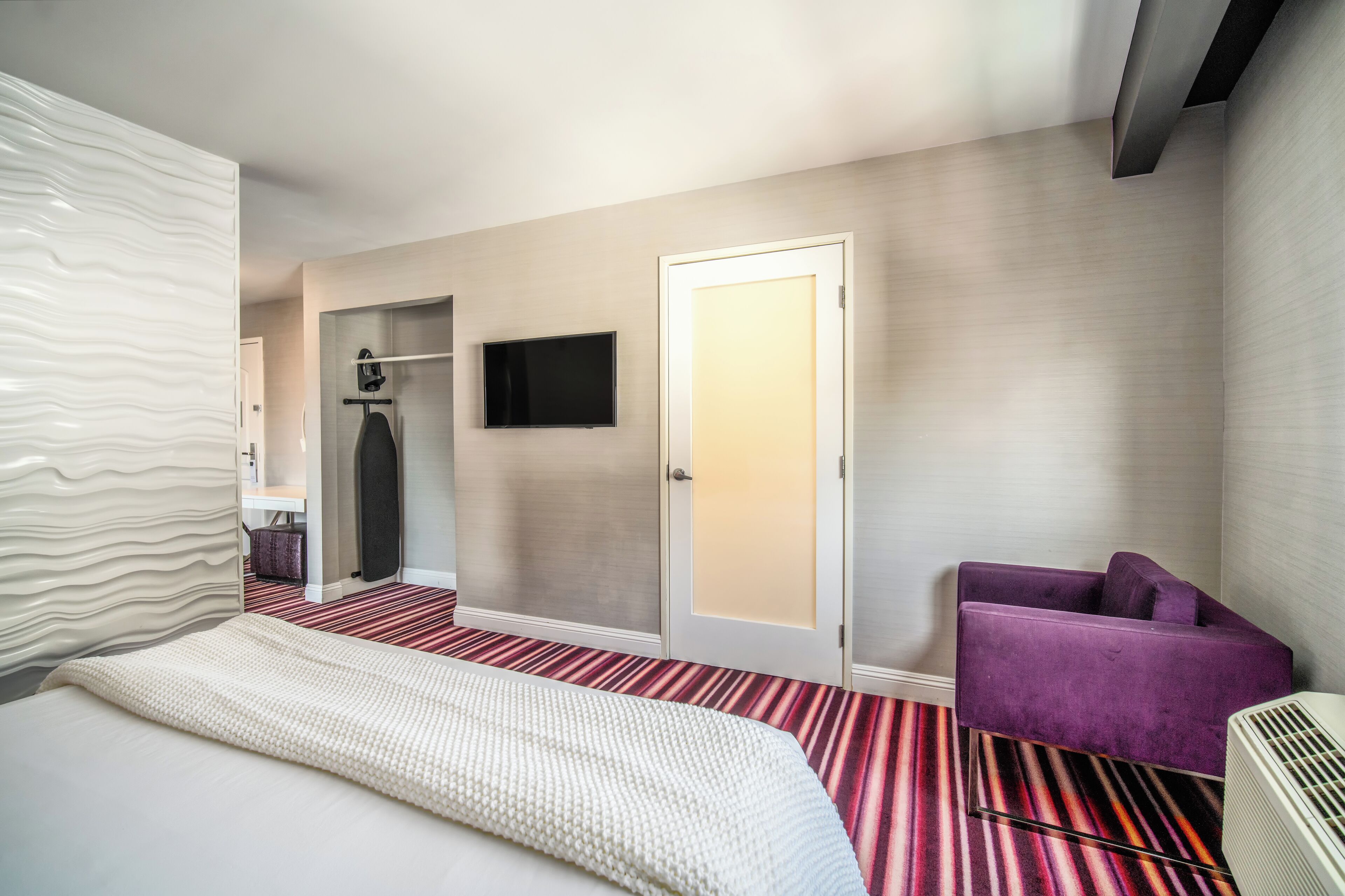 Photo - Lexen Hotel - Hollywood Walk of Fame-Universal Studios