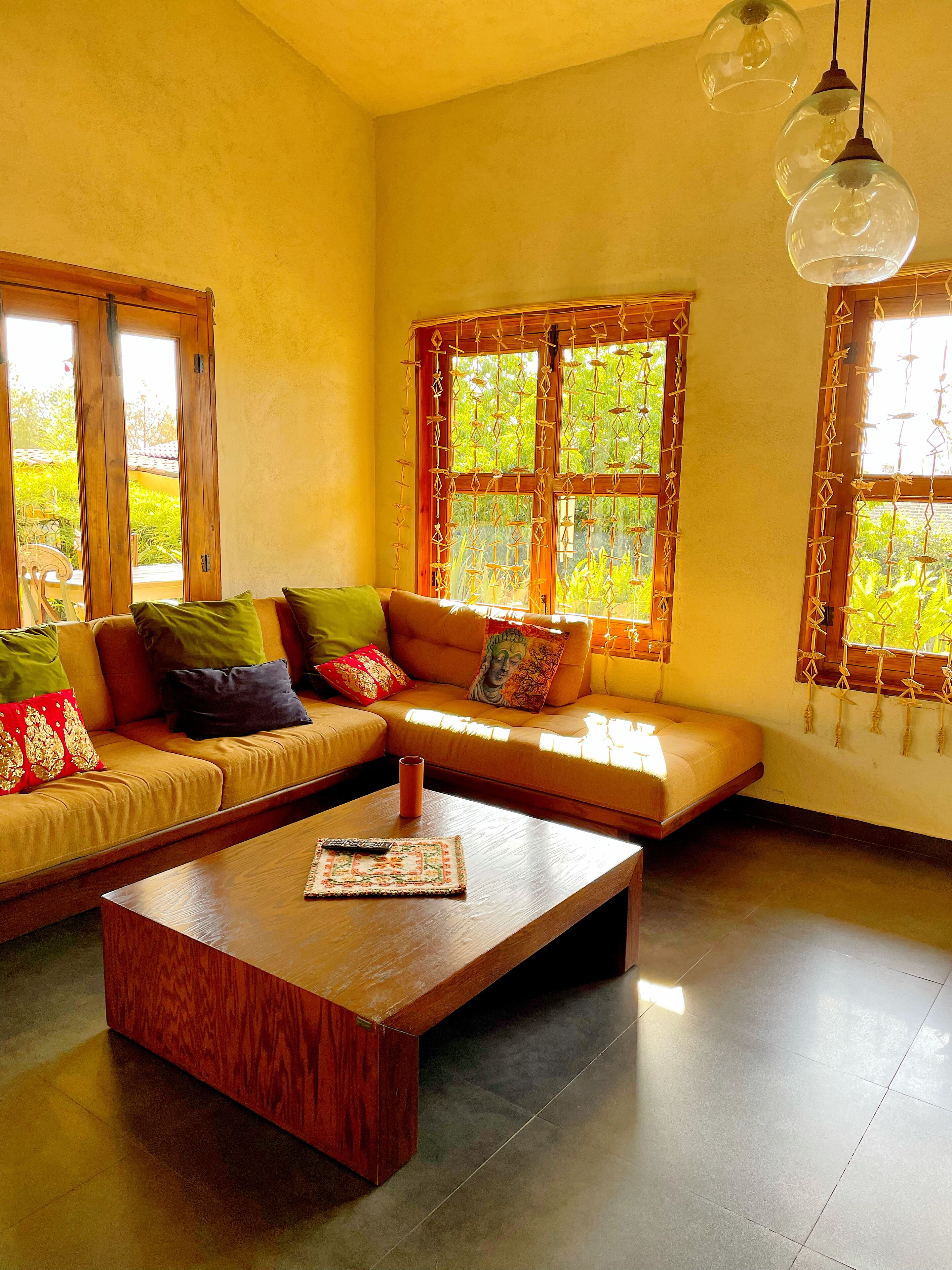 Family Cabin, 2 Bedrooms, Kitchen, Lake View | Living room | Smart TV, heated floors