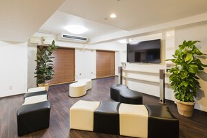 Lounge no saguão