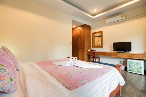 Baan Patcharintorn Samui