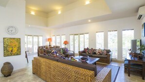 Ảnh chưa phân loại, 4 trong số 55 ảnh, nút